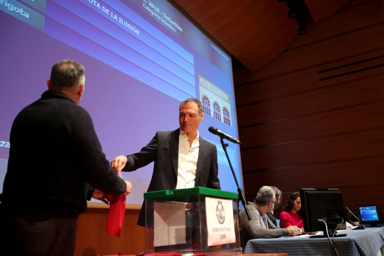 Una imagen del sorteo del pasado año para el COAC 2018.