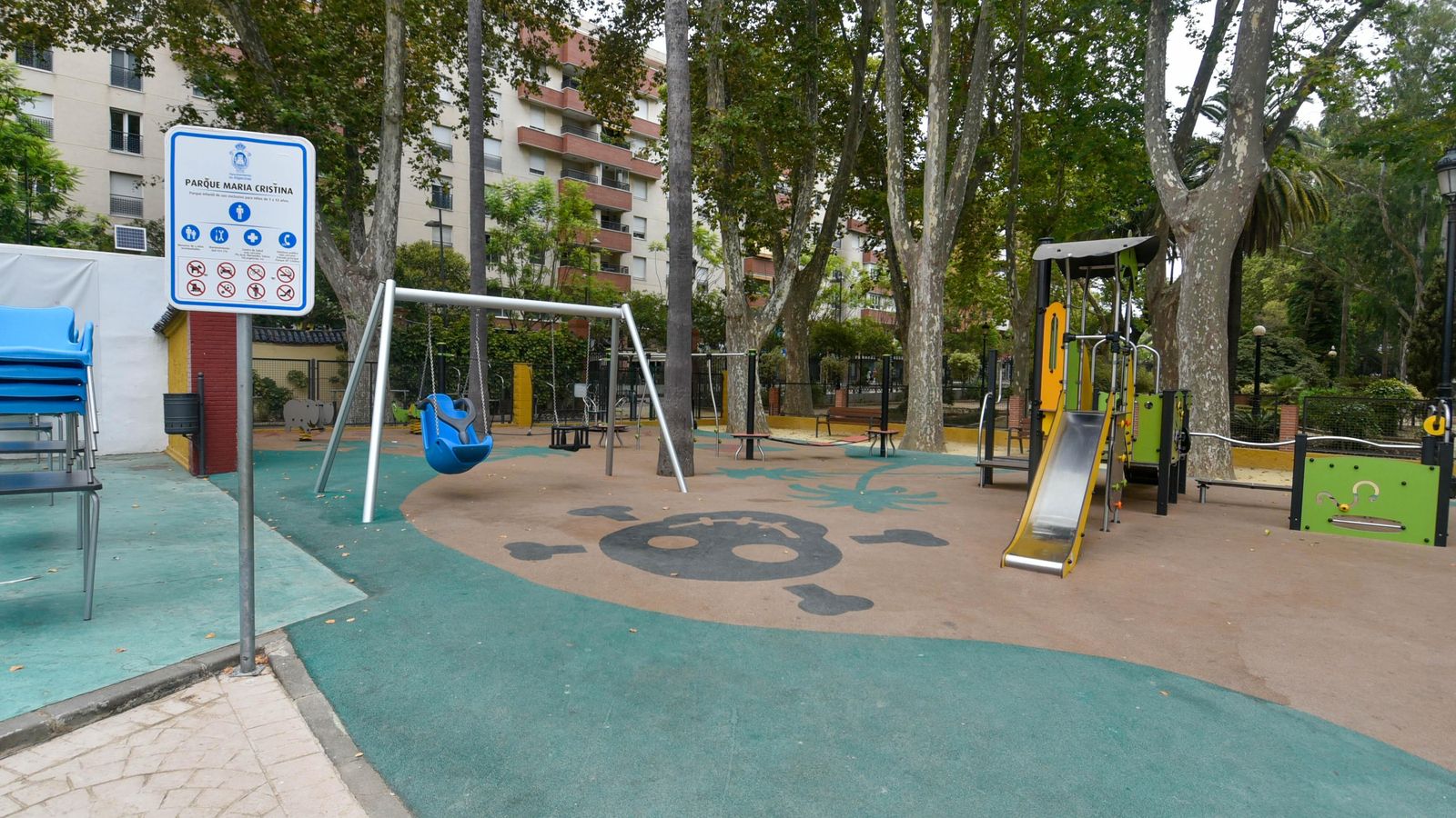 Zona de juegos infantiles que no cerrará con la reforma
