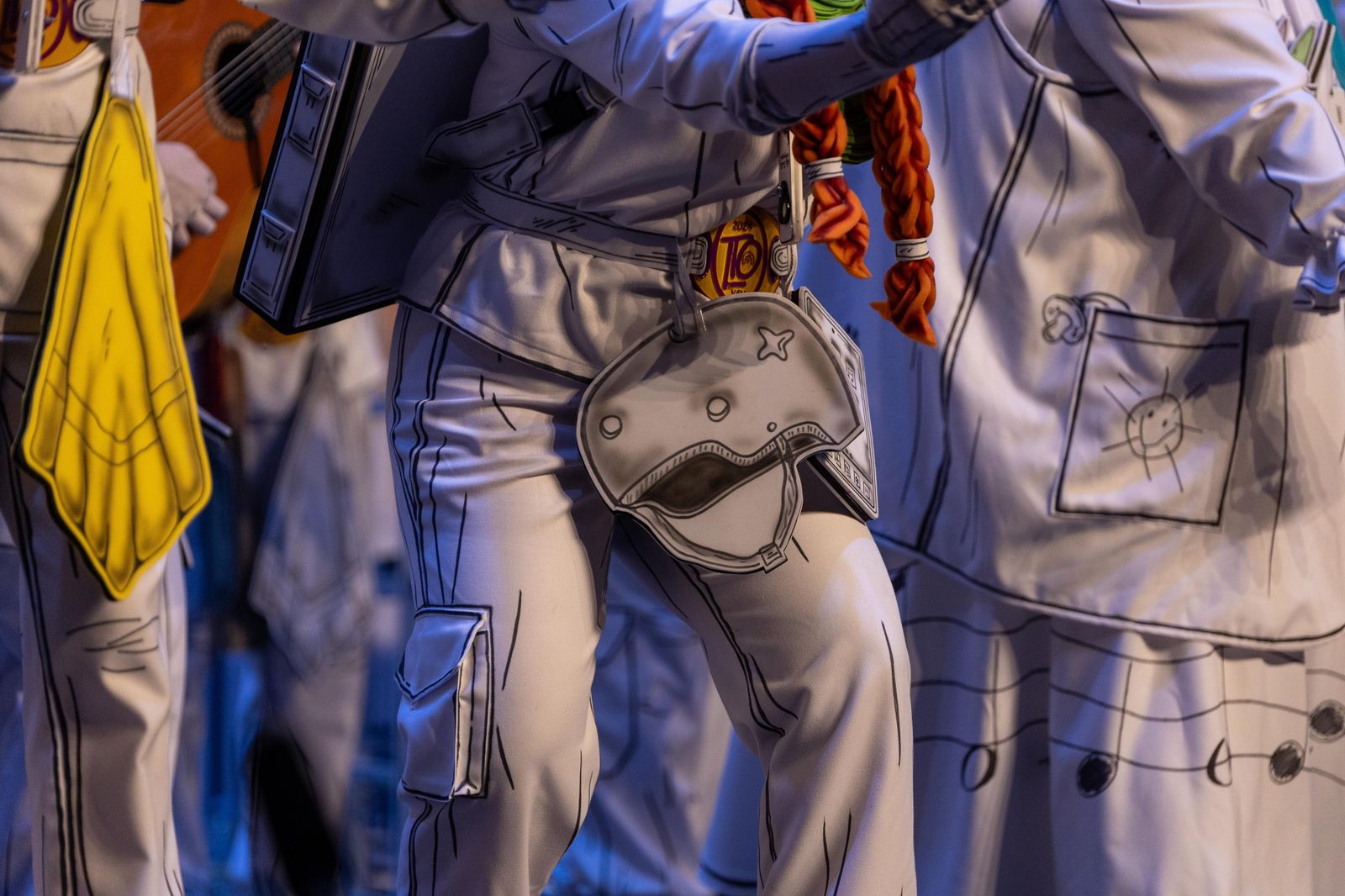 Imágenes de la actuación de la comparsa de Huelva "La Tinta Obrera" en el Carnaval Colombino