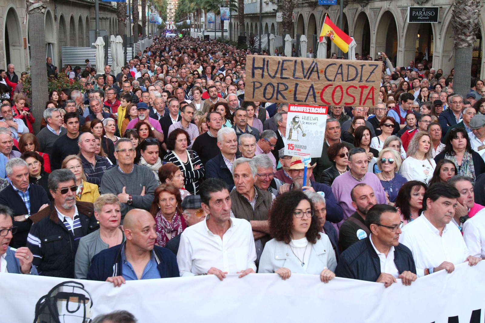 Huelva Se Mueve, imágenes de la manifestación del 15-M