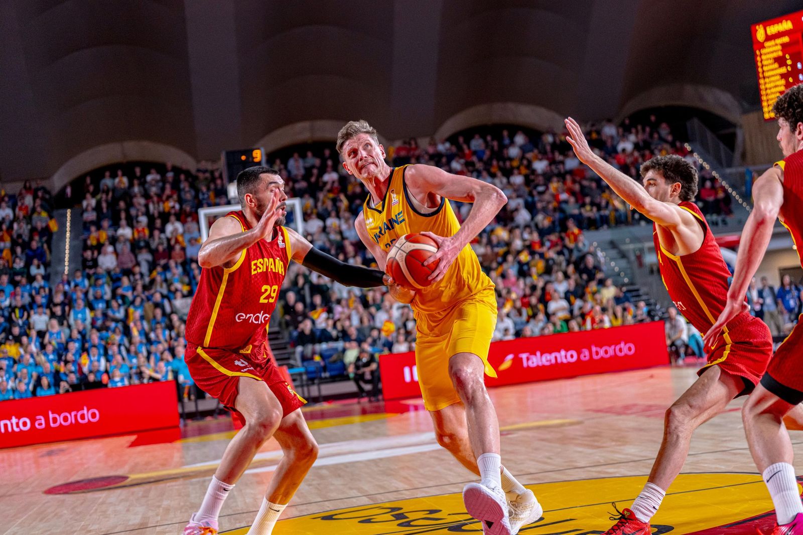 Las mejores fotos del España-Ucrania de baloncesto
