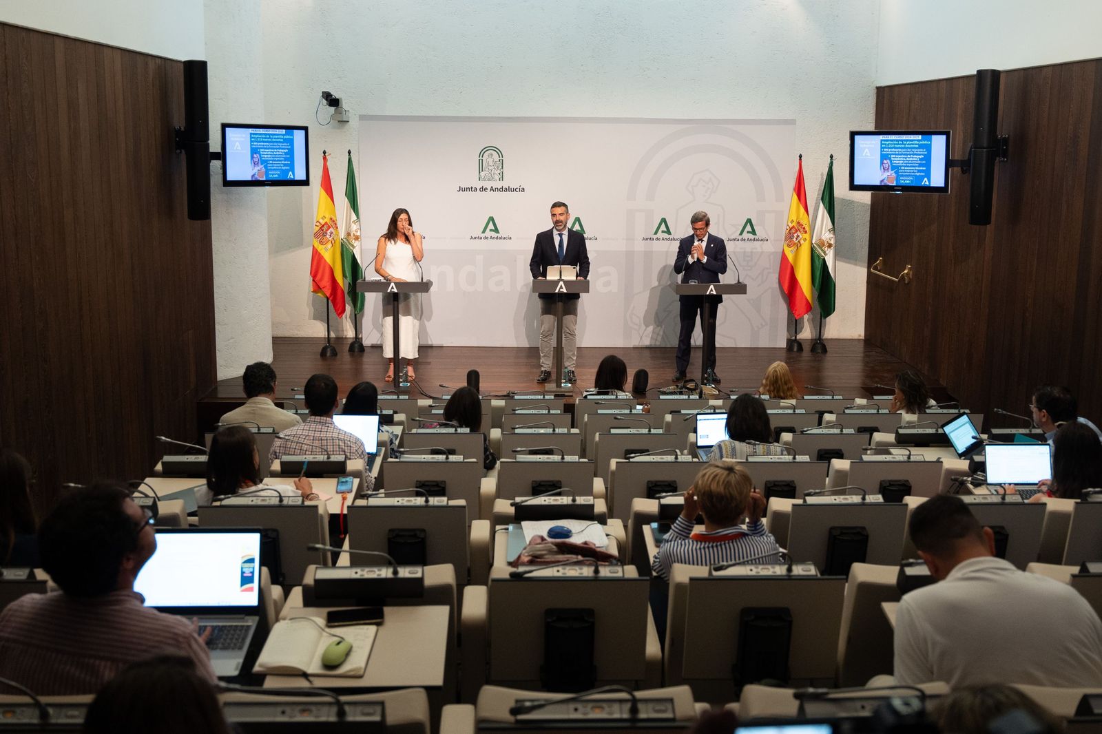 Comparecencia de los consejeros tras la reunión del Consejo de Gobierno