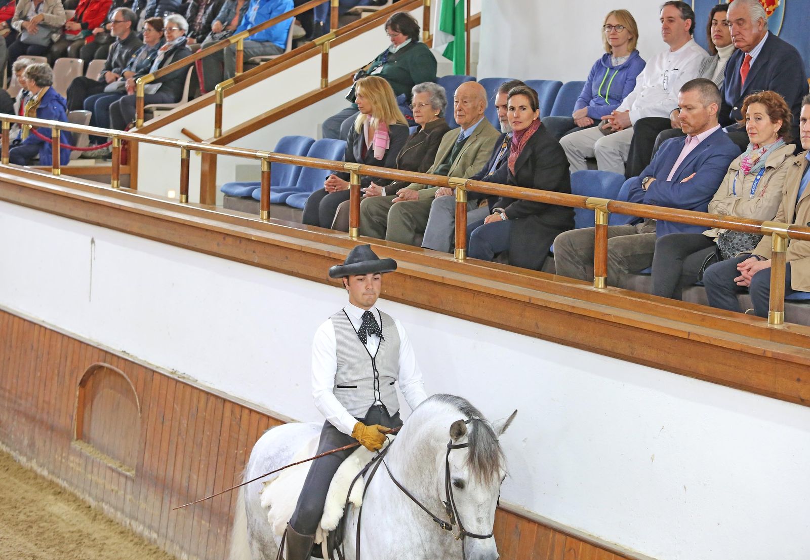 Visita a la Real Escuela del Arte Ecuestre del Ex-Presidente de Francia Valéry Giscard D'Estaigne