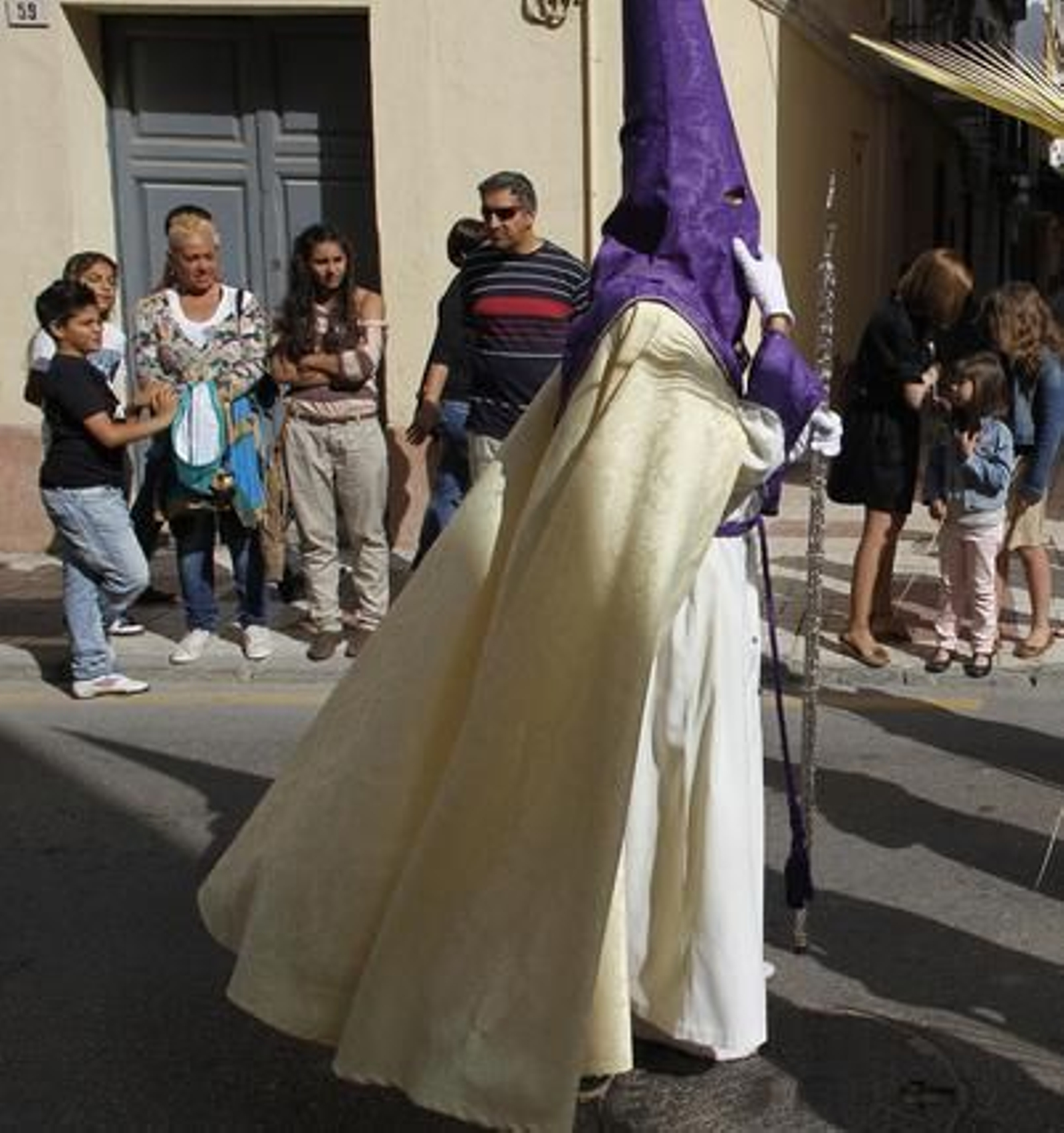 El buen tiempo acompaña a las procesiones en este primer día de Semana Santa

Foto: Sergio Camacho