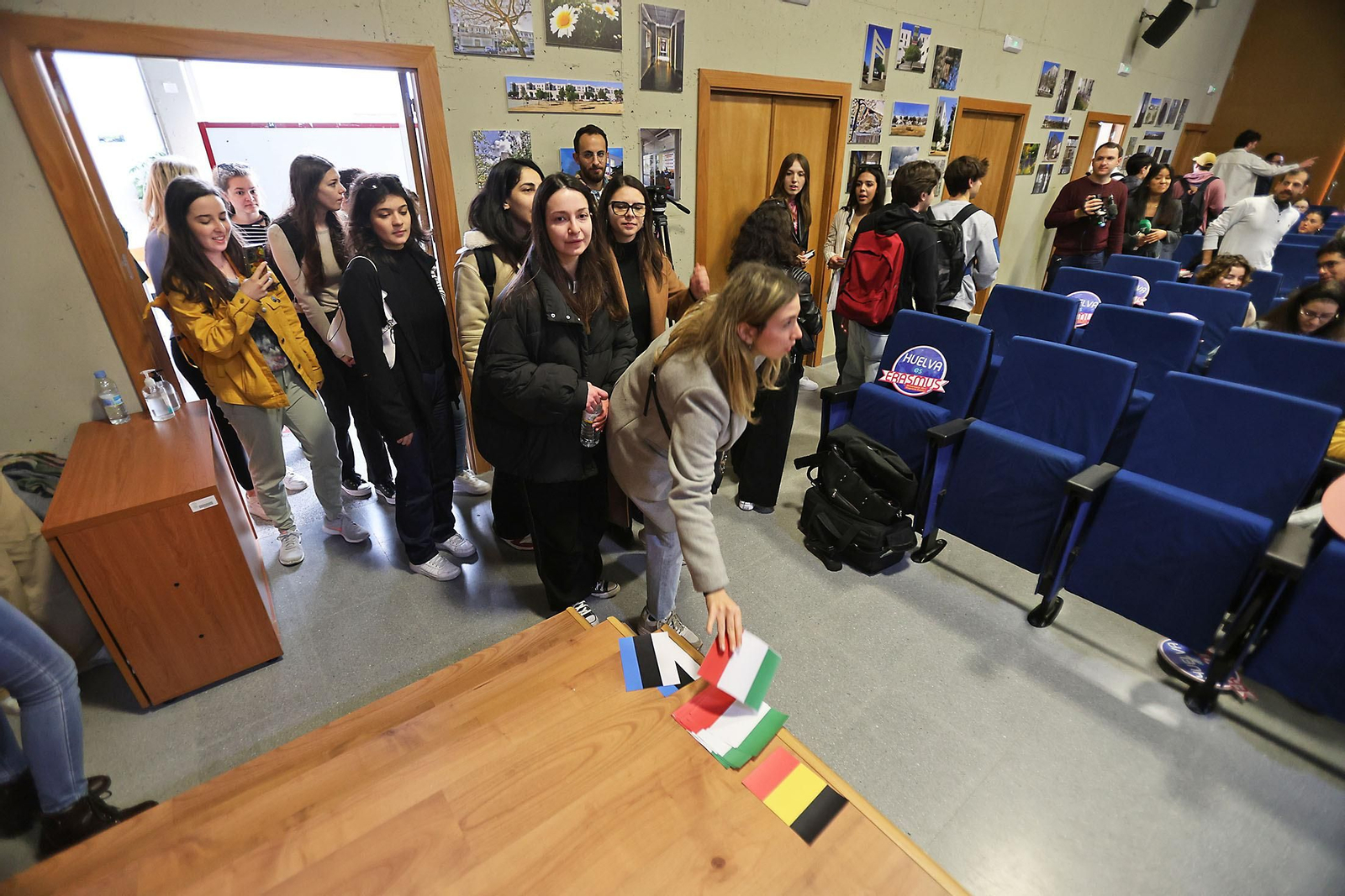 Imágenes de la Welcome Ceremony para dar la bienvenida al alumnado Erasmus que estudiará en la UHU