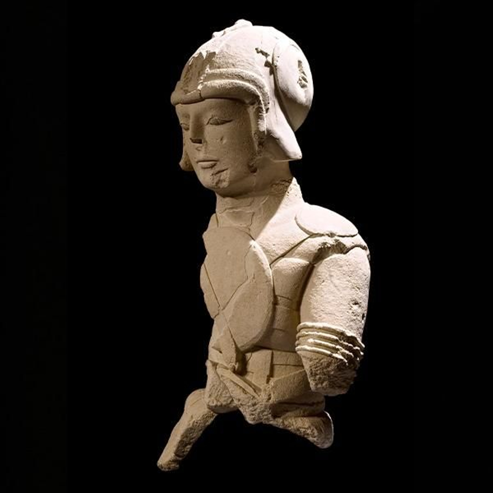 Escultura de la Necrópolis de Cerrillo Blanco. necropolis-cerrillo-blanco.jpg