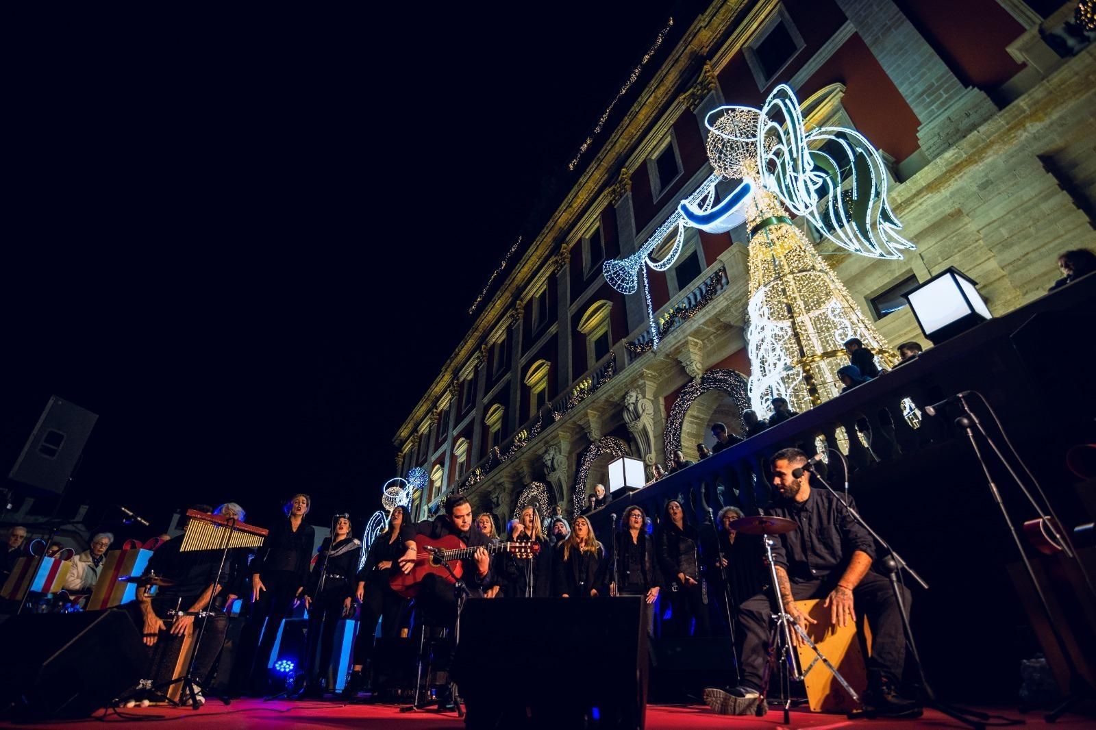 'Cantes de Nochebuena', las imágenes del espectáculo navideño celebrado en San Fernando