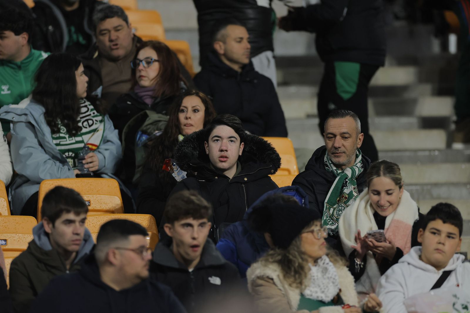 Búscate en las fotos del Betis - Villarreal