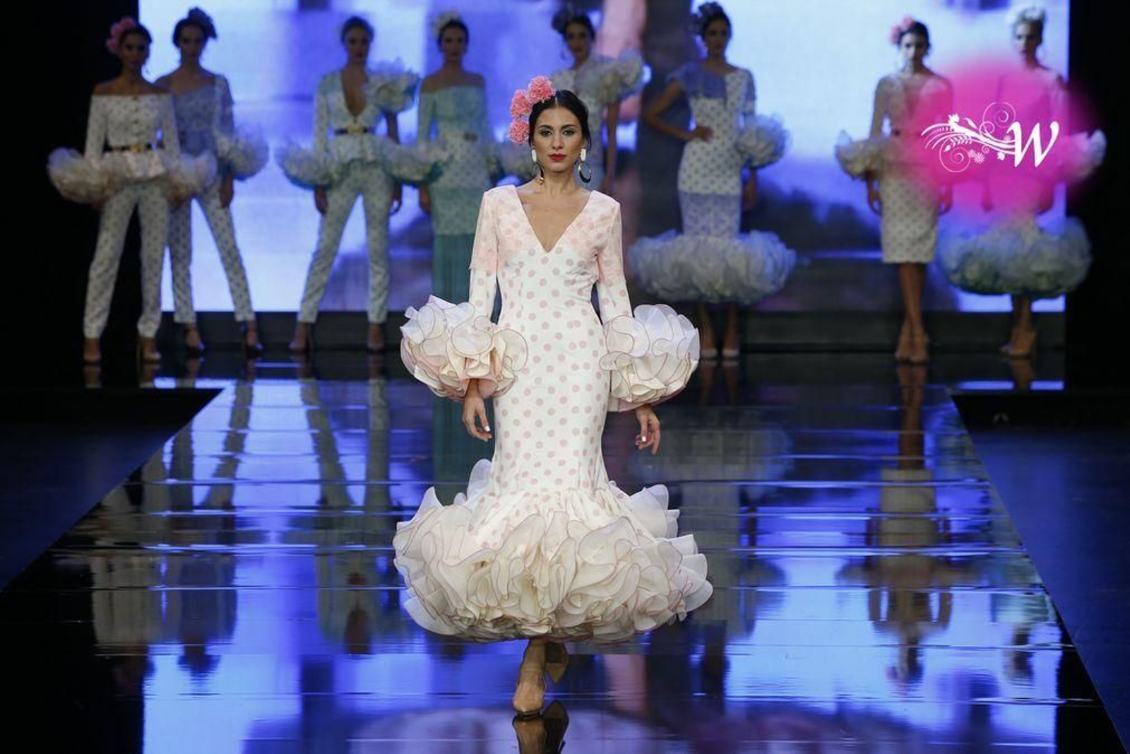 Todas las fotos del desfile de Sara Benítez en SIMOF 2020