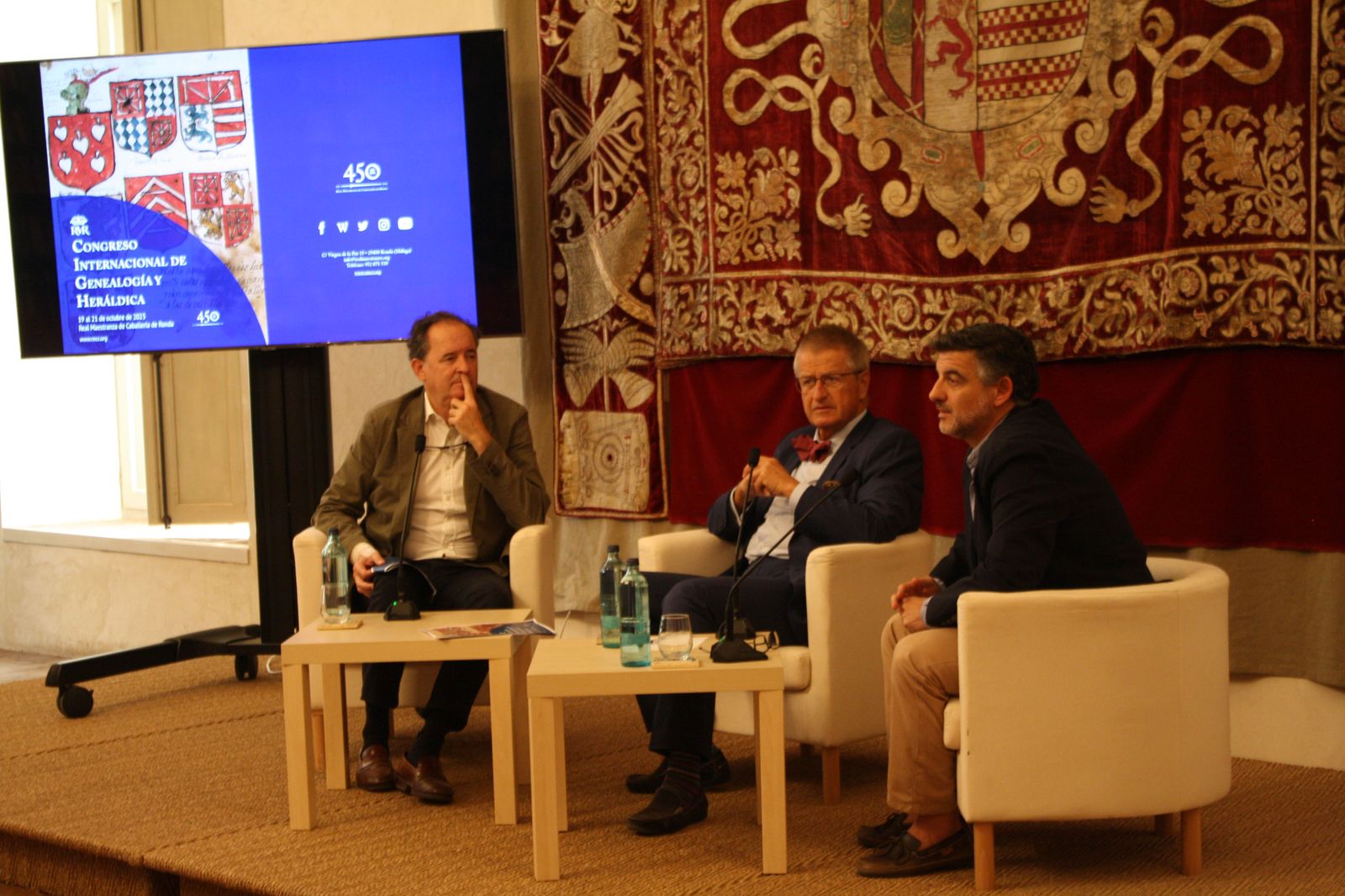 Presentación del congreso en el salón de grados de la Real Maestranza.