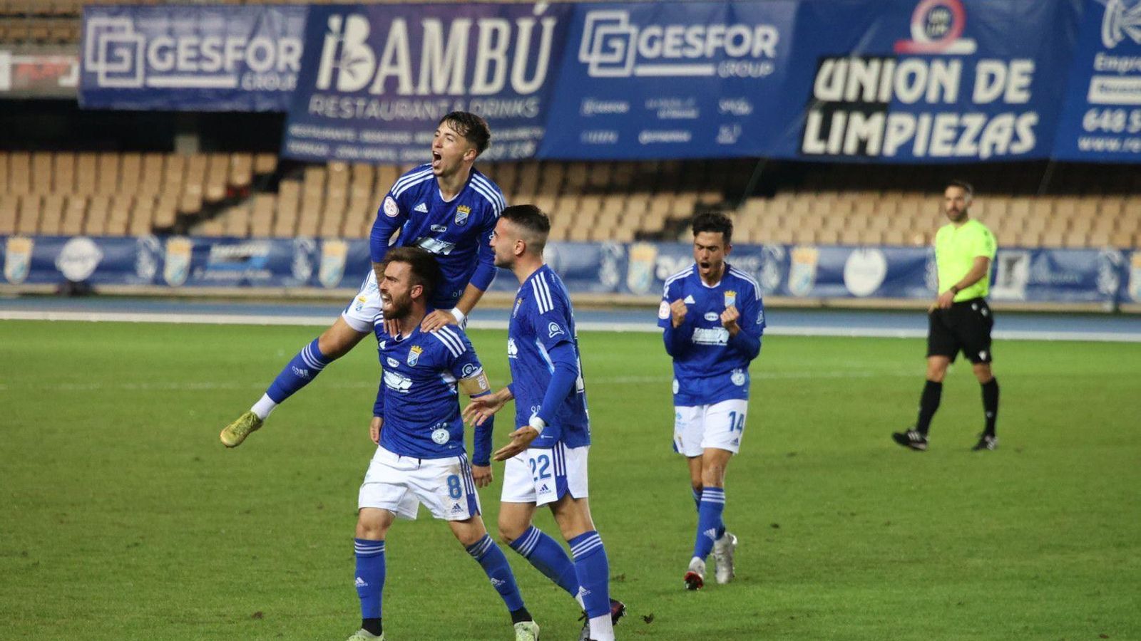 José Parada celebra el 1-0. José Parada celebra el 1-0.