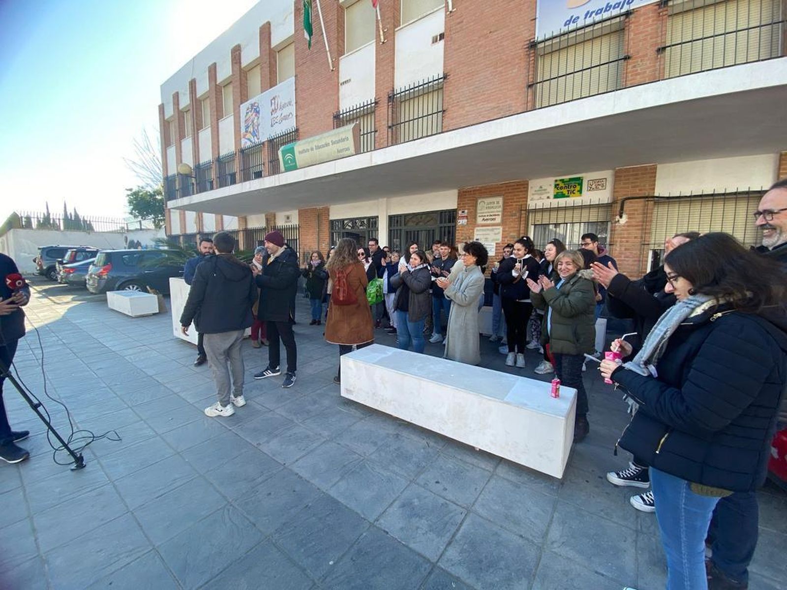 Un momento de la protesta en el instituto Averroes.