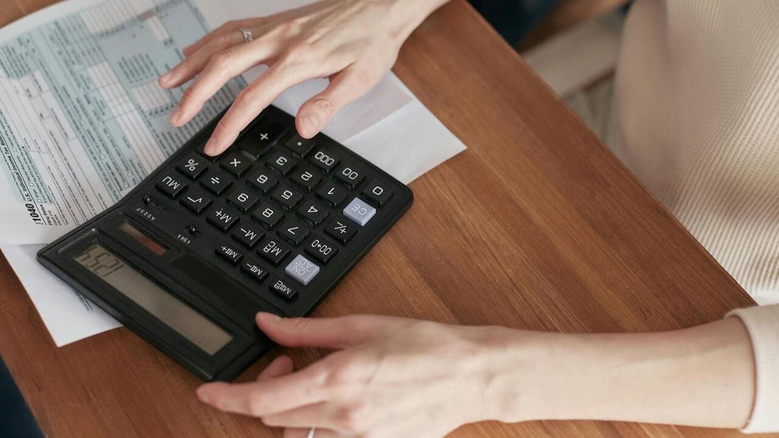 Cómo crear tu primera factura online: guía práctica para autónomos y pymes de Córdoba