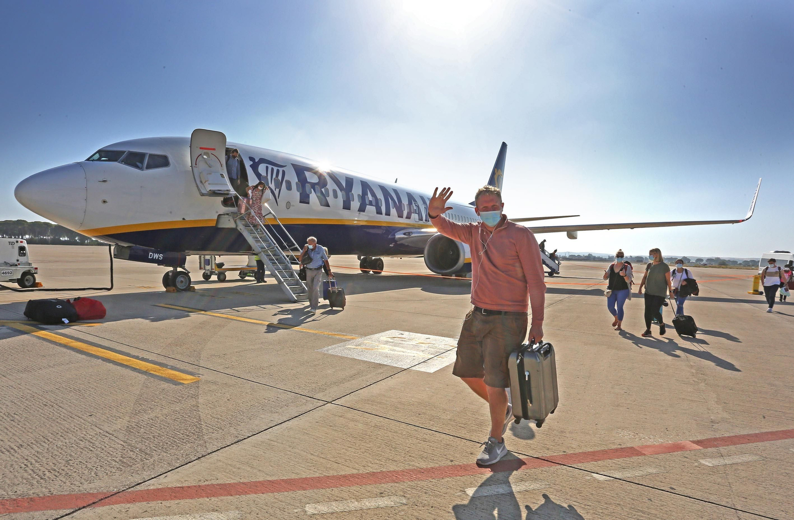 Controles sanitarios en el Aeropuerto de Jerez