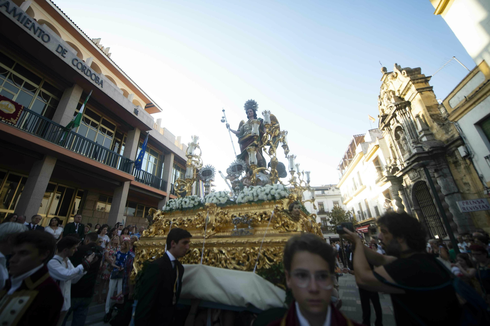 San Rafael, a su paso por Capitulares.