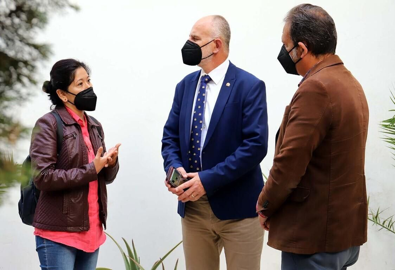 Ana Hérica Ramos, en la Casa de las Mujeres con el Jefe de la Unidad contra la Violencia de Género de la Subdelegación del Gobierno. Ana Hérica Ramos, en la Casa de las Mujeres con el Jefe de la Unidad contra la Violencia de Género de la Subdelegación del Gobierno.