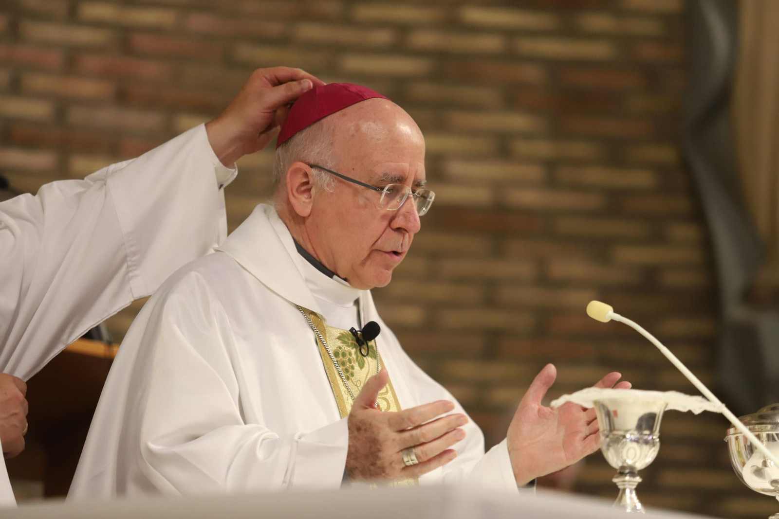 Imágenes de la Misa despedida de la Comunidad de los Jesuitas de Huelva