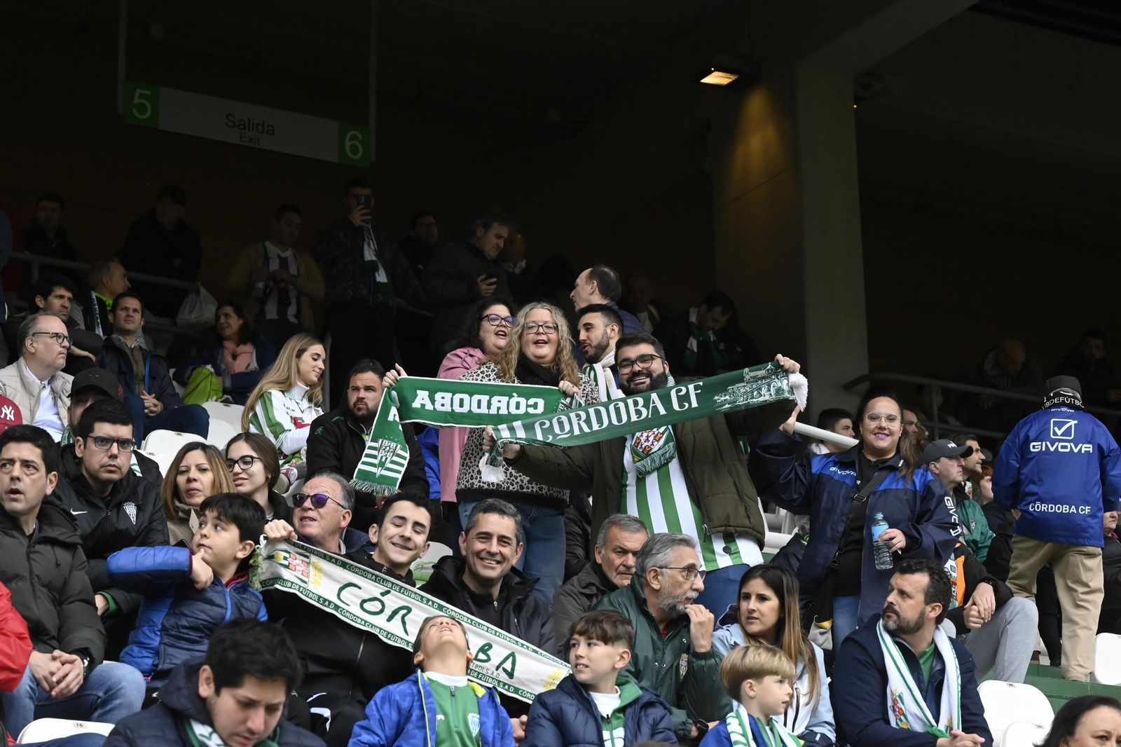 El imponente ambiente de El Arcángel para el Córdoba CF - Granada