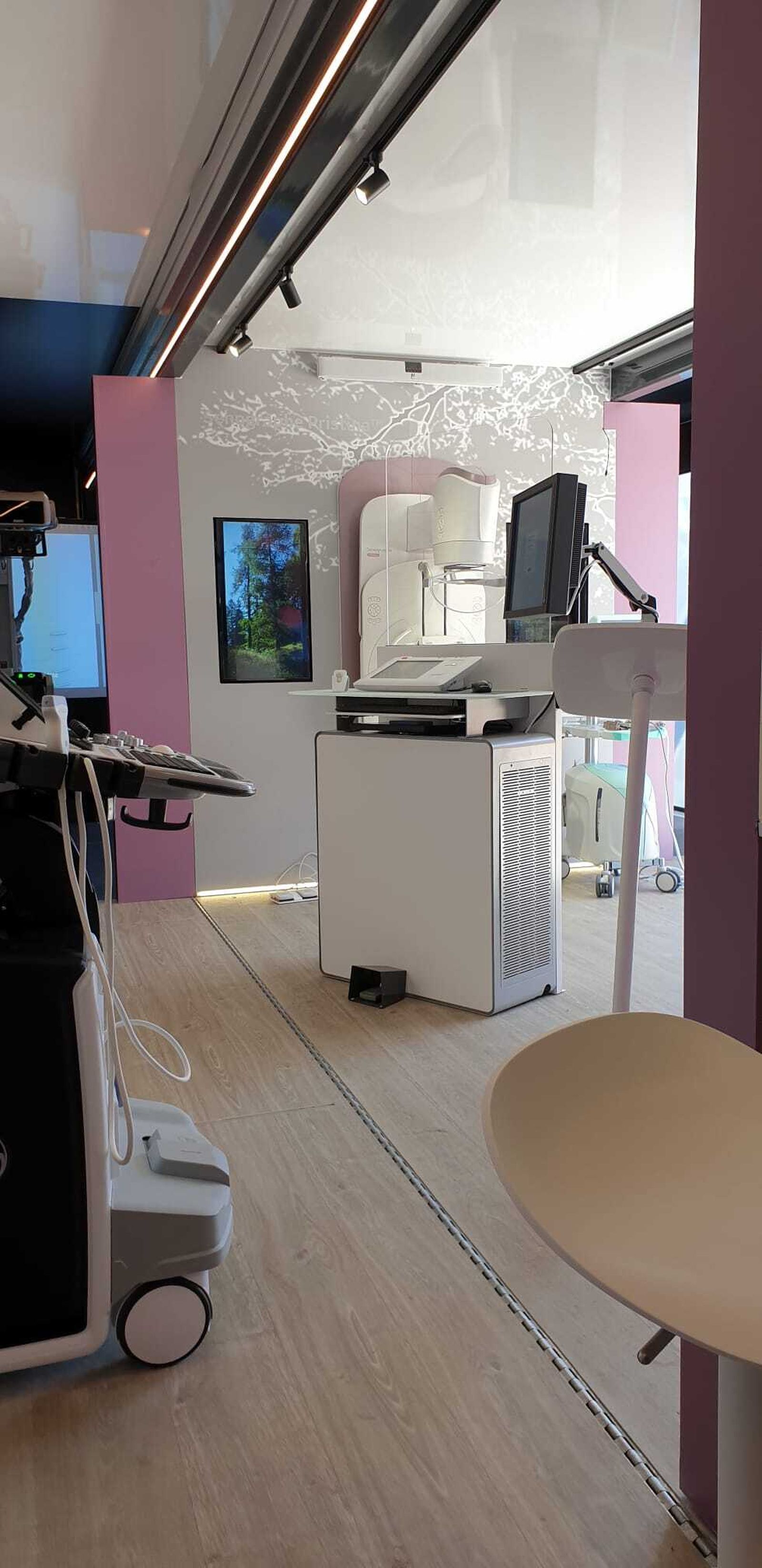 Equipos de la empresa norteamericana GE Healthcare.