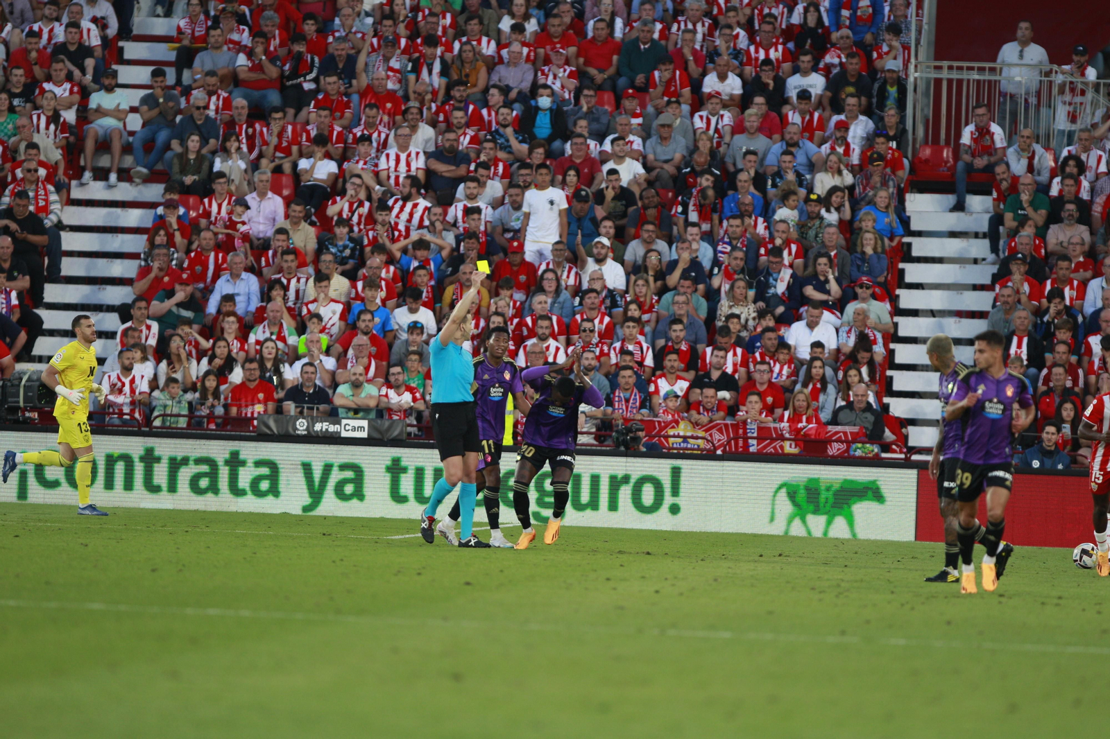Imágenes del partido U.D. Almería-Real Valladolid C.F.