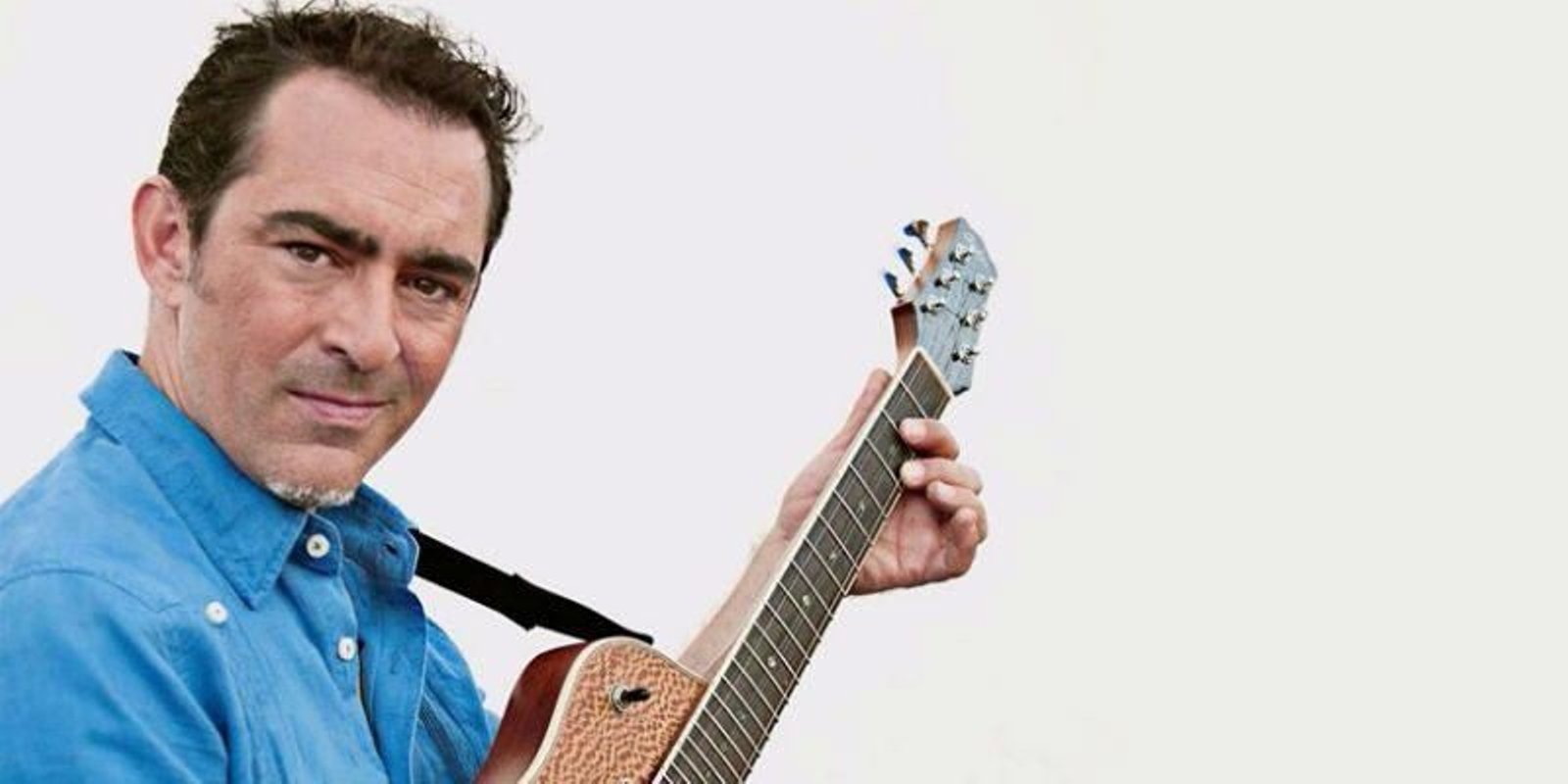 Raúl Rodríguez toma el relevo de Shannong Og esta noche en el Parapanda Folk de Íllora.