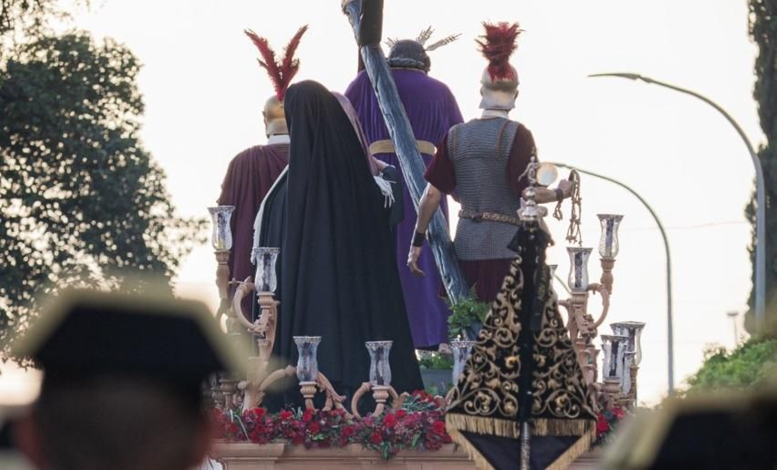 Virgen de los Reyes el pasado Sábado de Pasión tras el Nazareno del Divino Perdón