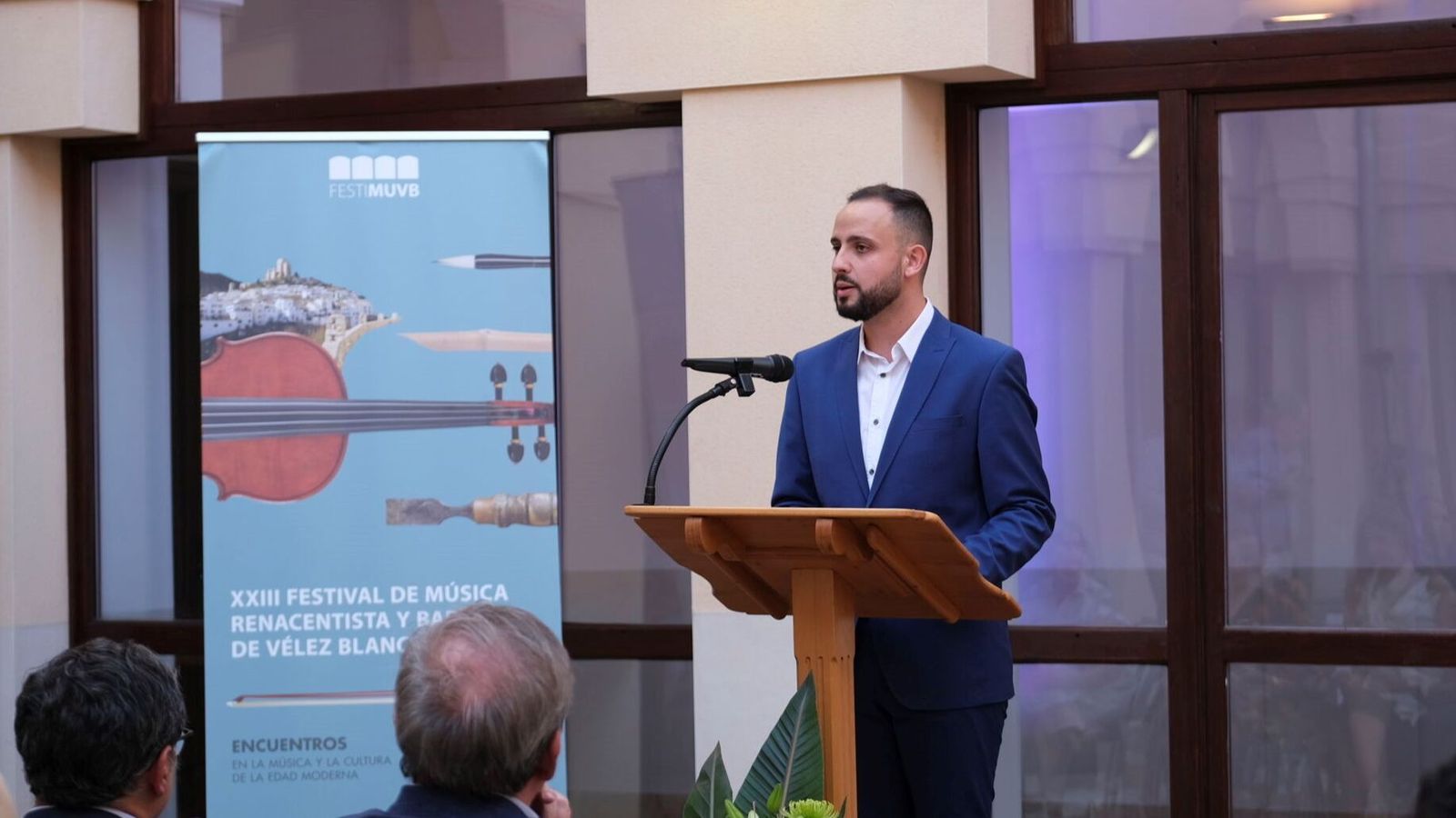 Diego Gázquez presentó el acto de inauguración.