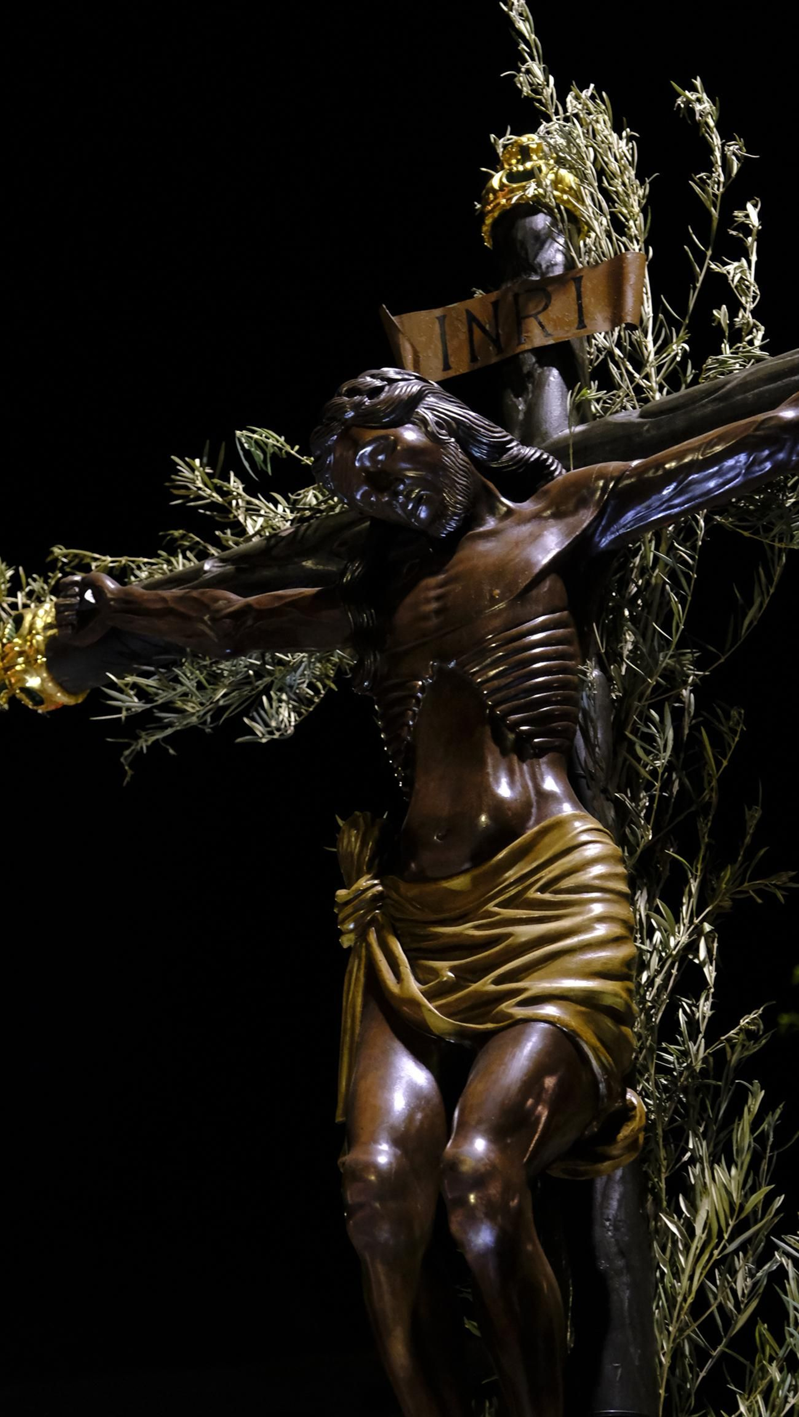 Las imágenes del Vía Crucis del Cristo de la Escucha