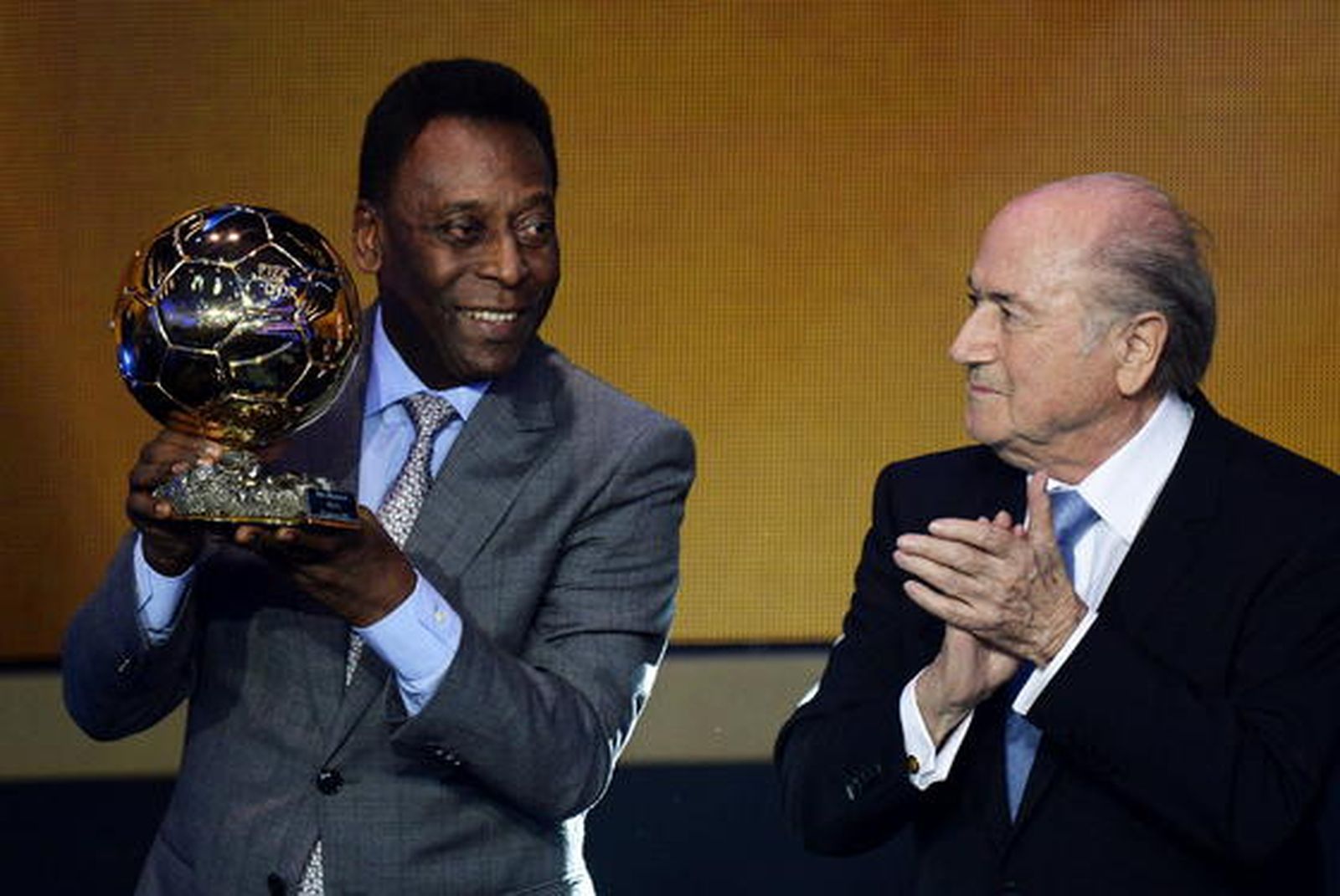 Edson Arantes Do Nascimento, "Pelé", y Joseph Blatter

Foto: EFE
