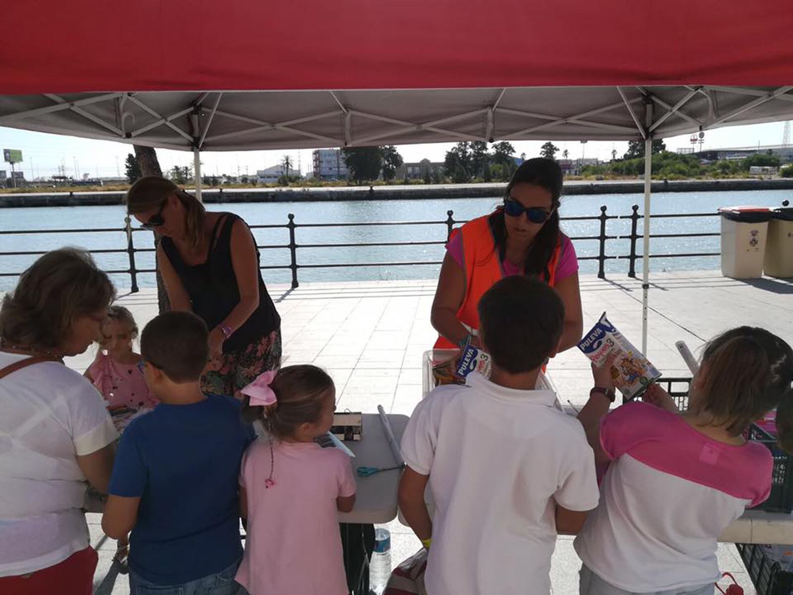 Una de las actividades desarrolladas el sábado en la avenida de la Bajamar.