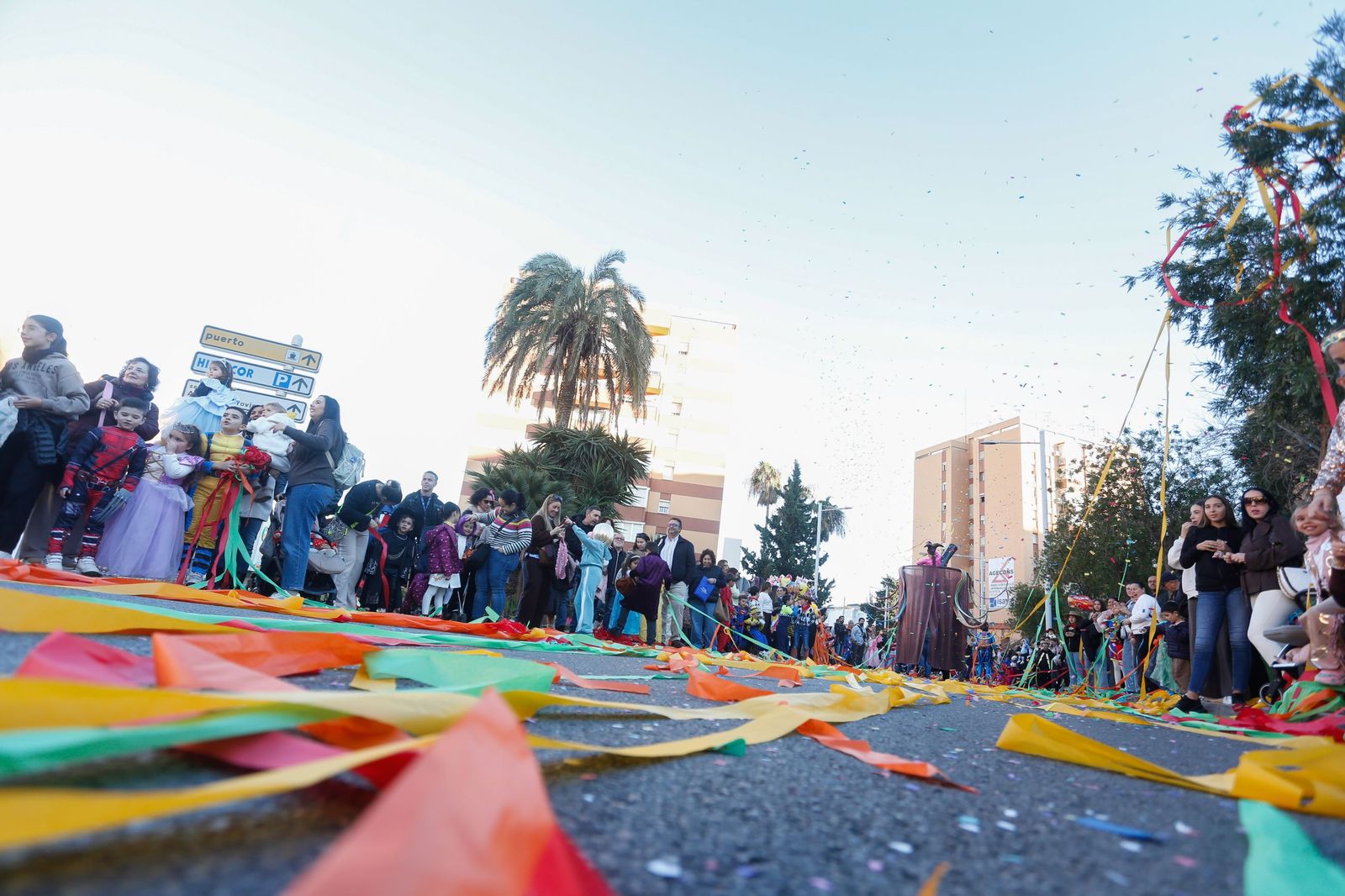 Búscate en las fotos de la cabalgata del Carnaval de Algeciras 2026