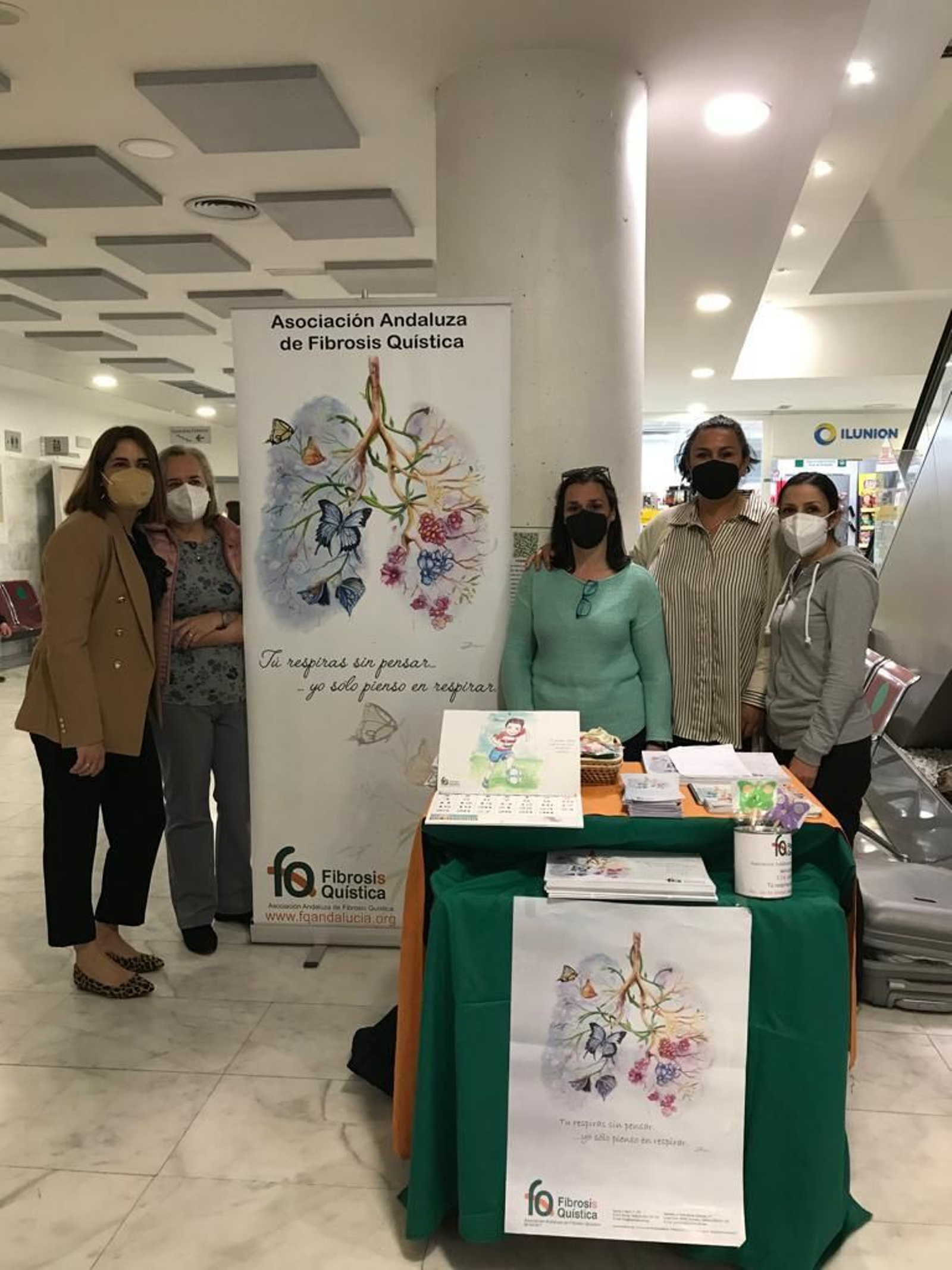 Algunas de las acciones llevadas a cabo estos días por la Asociación Andaluza de Fibrosis Quística.