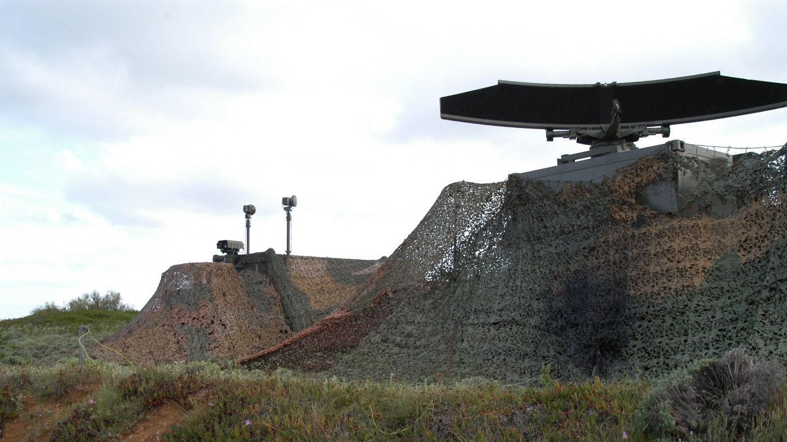 Sensores de artillería de costa empleados en las maniobras.