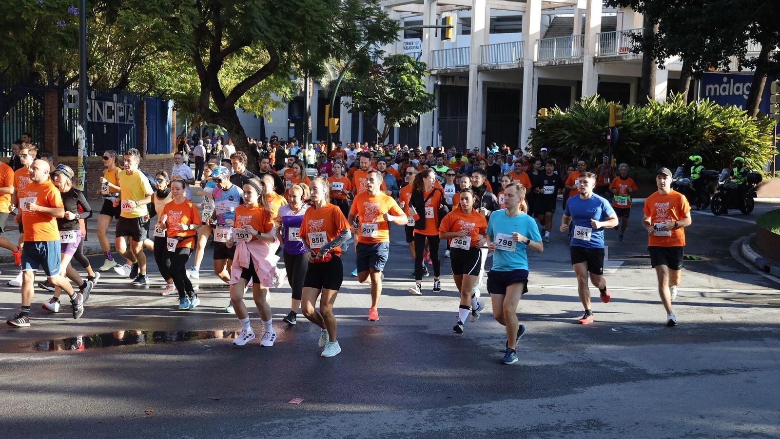 Búscate en las fotos de la Carrera de la Prensa en Málaga