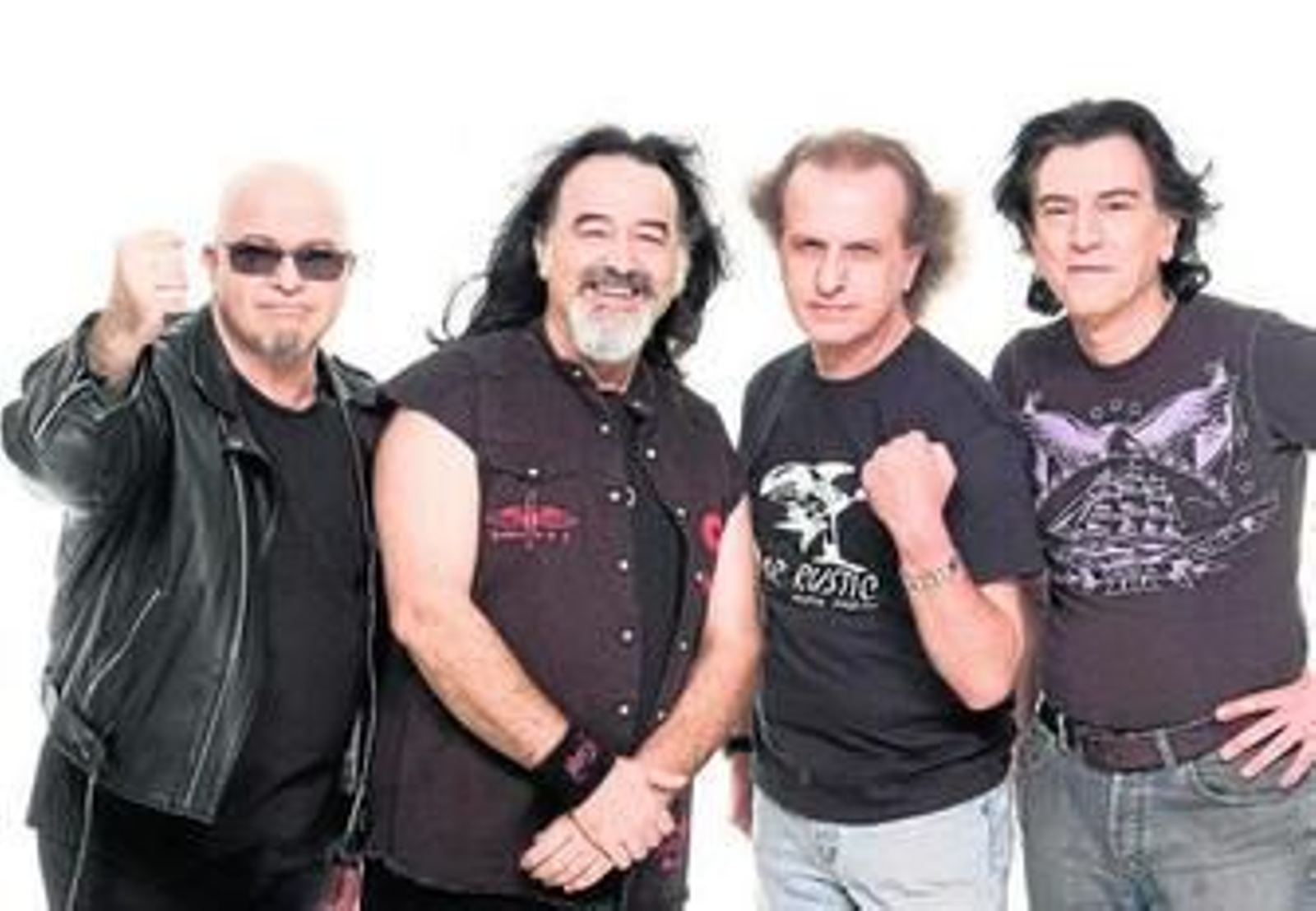 Los legendarios hermanos Carlos y Armando de Castro con Sherpa y Hermes.