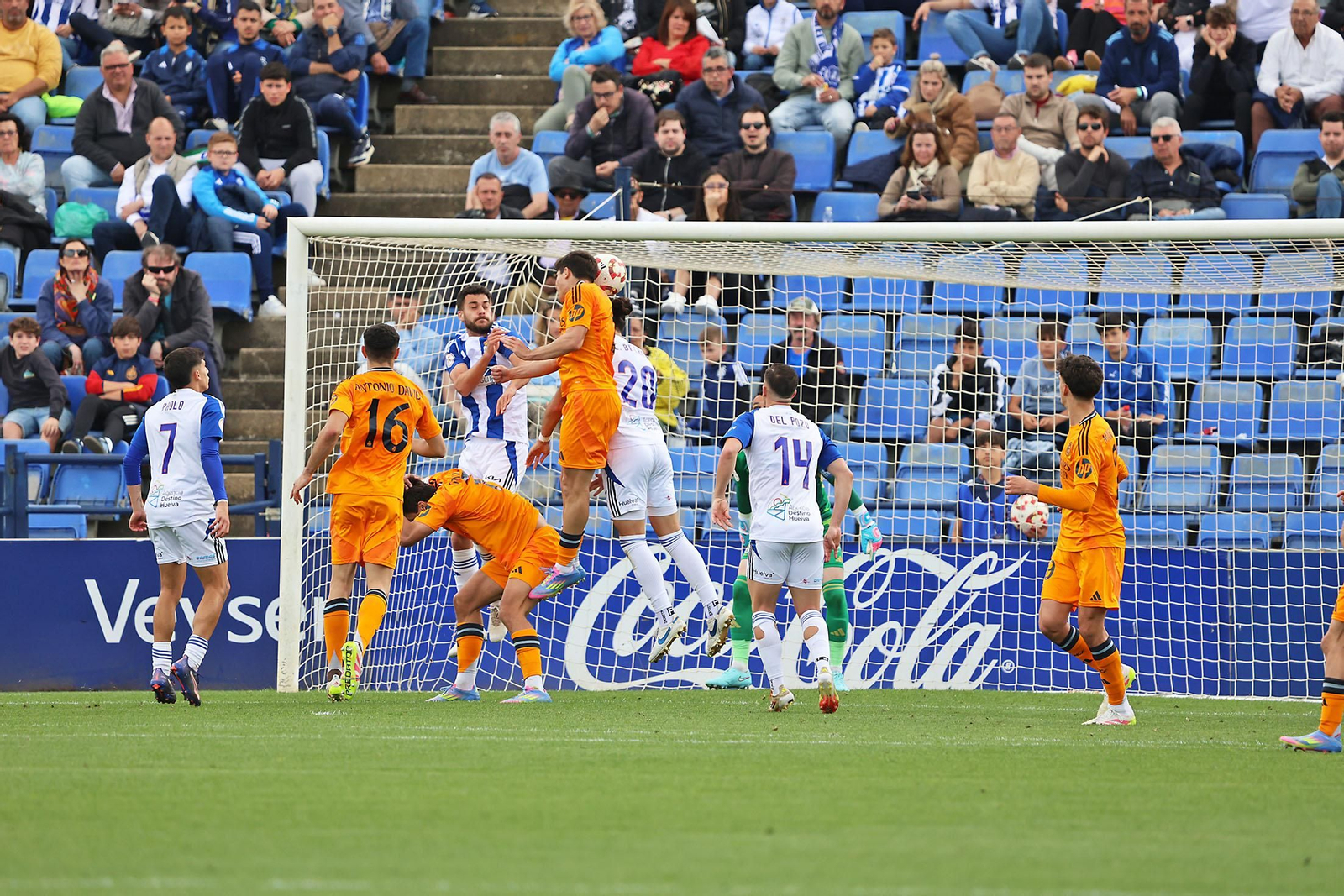 Las imágenes del Recreativo de Huelva- Real Madrid Castilla