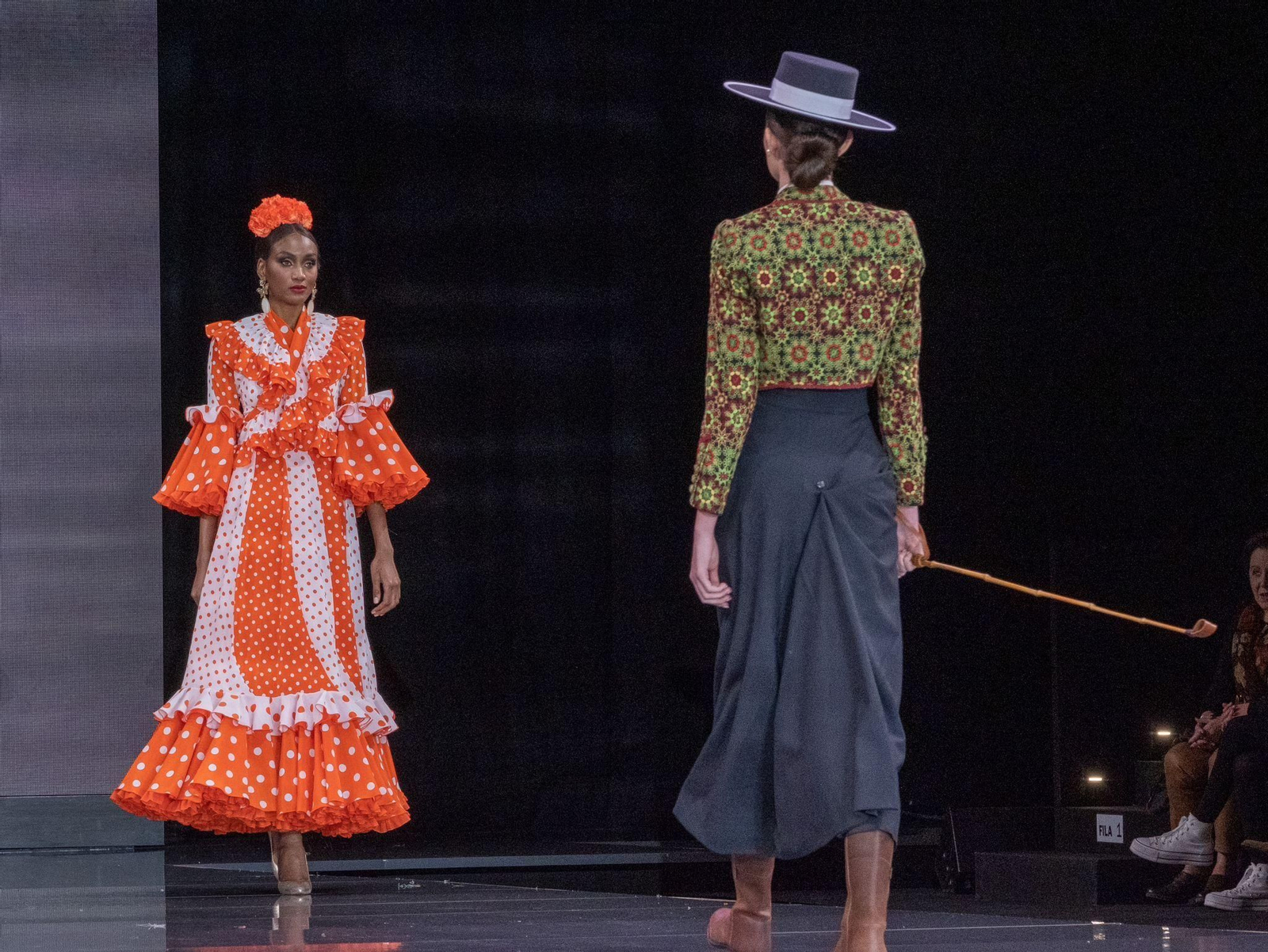 Así fue el desfile 'Huelva, camino y mar' en SIMOF