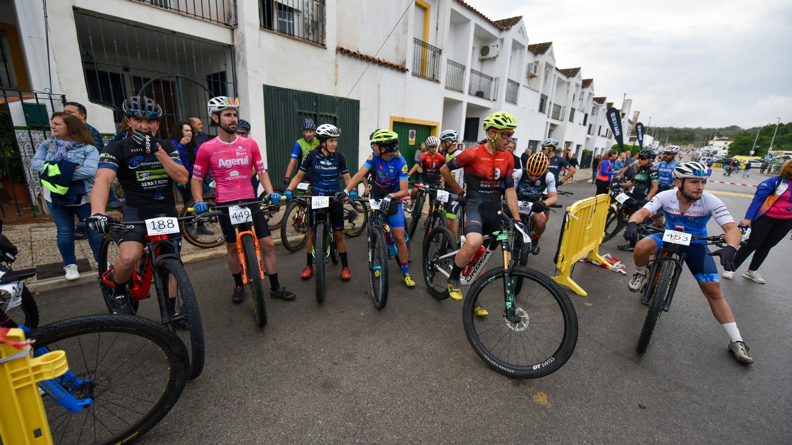 Las fotos de La X Maratón La Almoraima MTB en Castellar