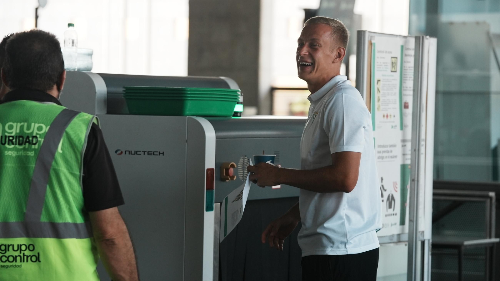 El Córdoba CF pone rumbo a su 'stage' en Oliva