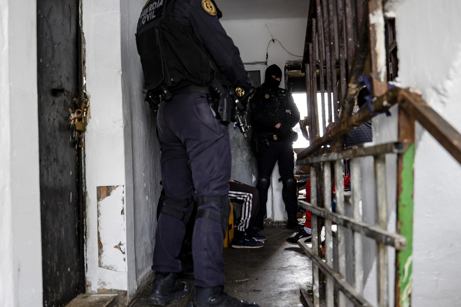Imágenes de la interveción antidroga de la Guardia Civil en Barbate.