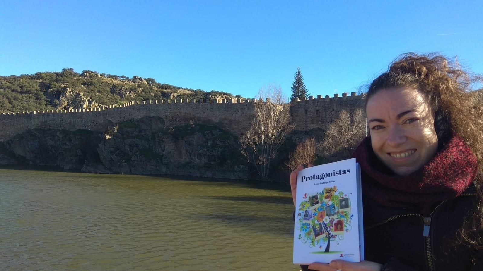 Irene Gallego con su obra ‘Protagonistas’.