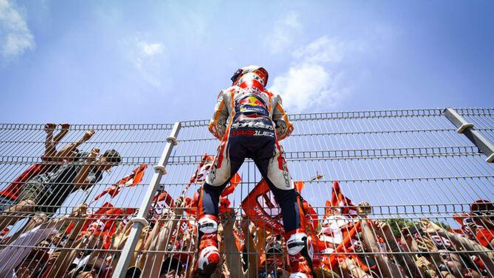 Márquez celebra su victoria en Jerez de 2019.