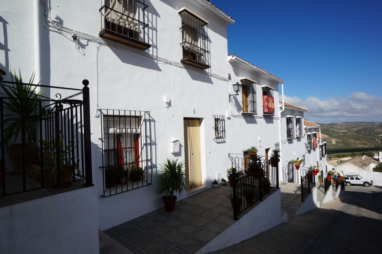 Las fotografías de un paseo por Zuheros, el municipio de Córdoba que resiste libre de covid