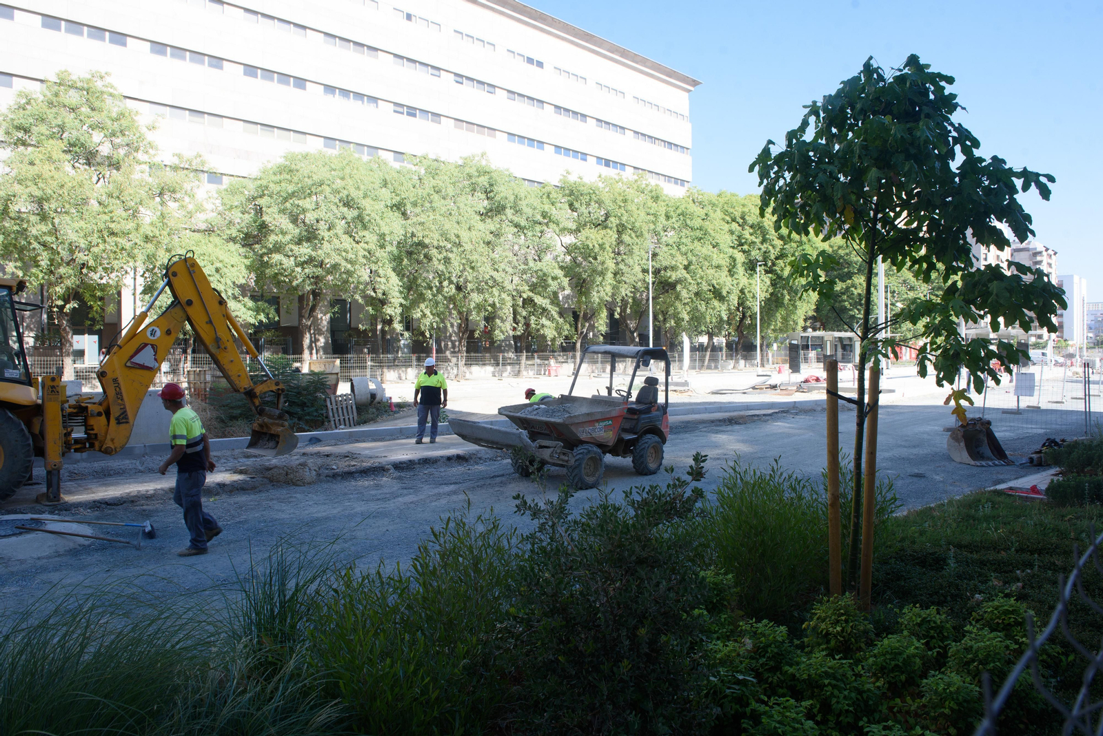 Imágenes de la situación de las obras del tranvía, en Nervión