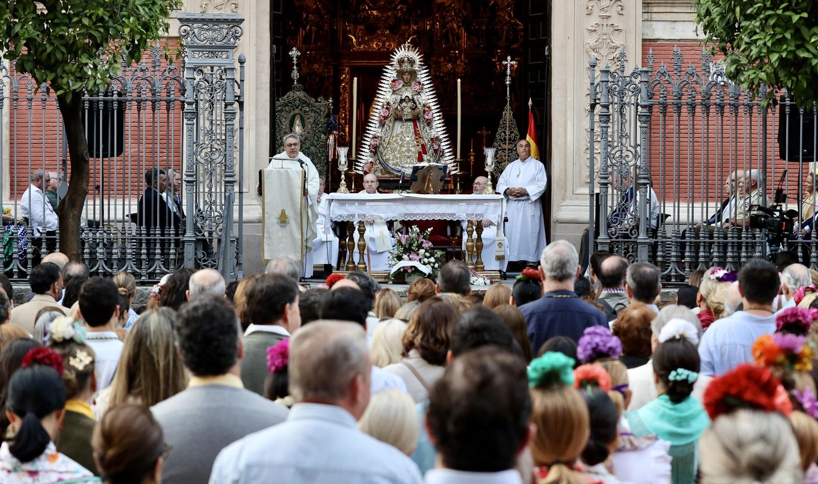 Las mejores fotos de la salida de la Hermandad de Sevilla hacia el Rocío