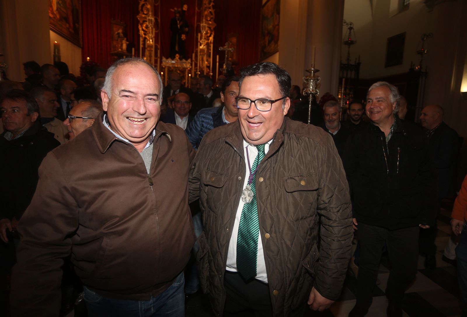 Imagenes de la misa de acción de gracias por el aniversario de la cuadrilla de costaleros