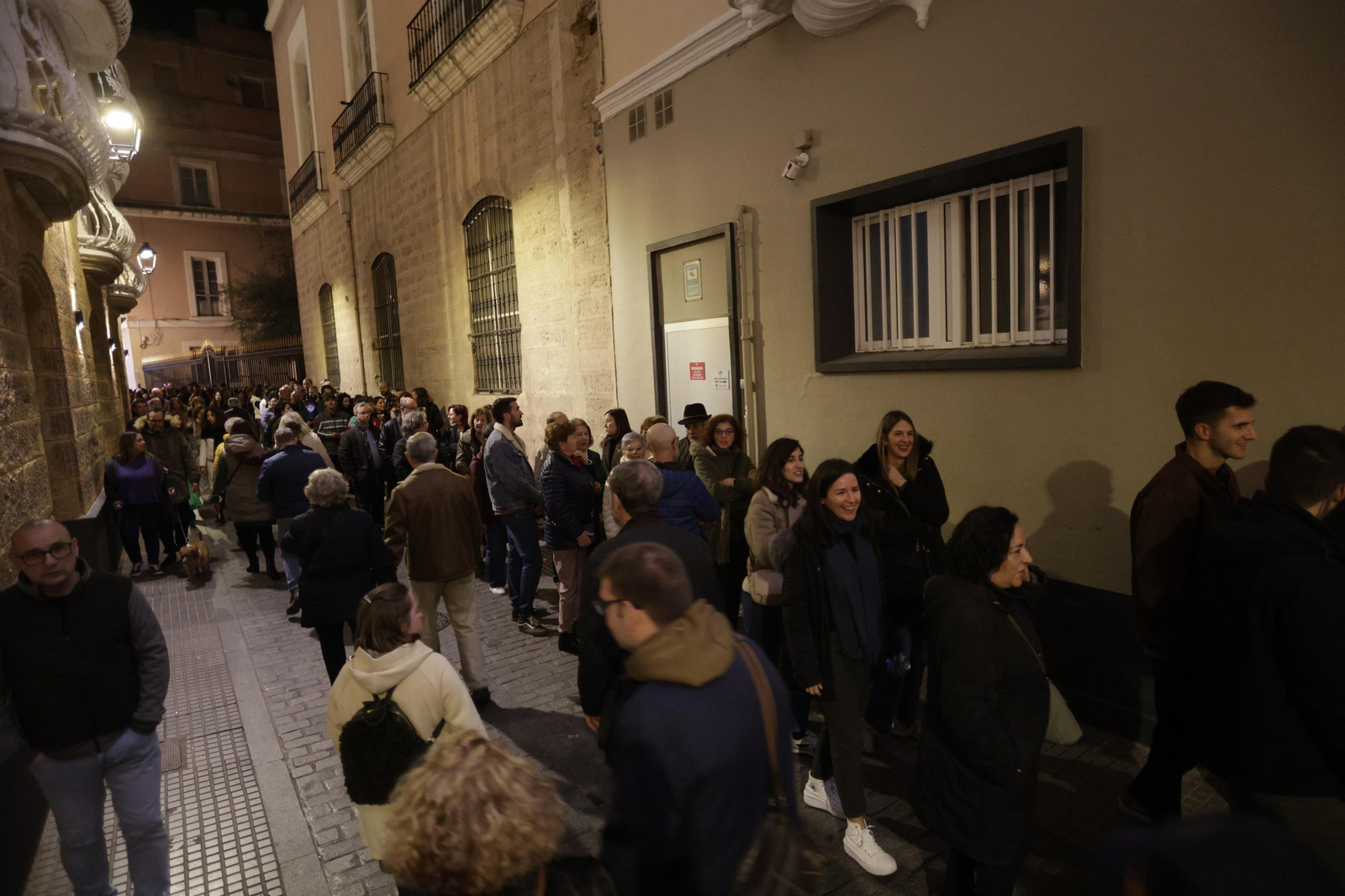 Carnaval de Cádiz 2024: Búscate entre las imágenes de la Pestiñada