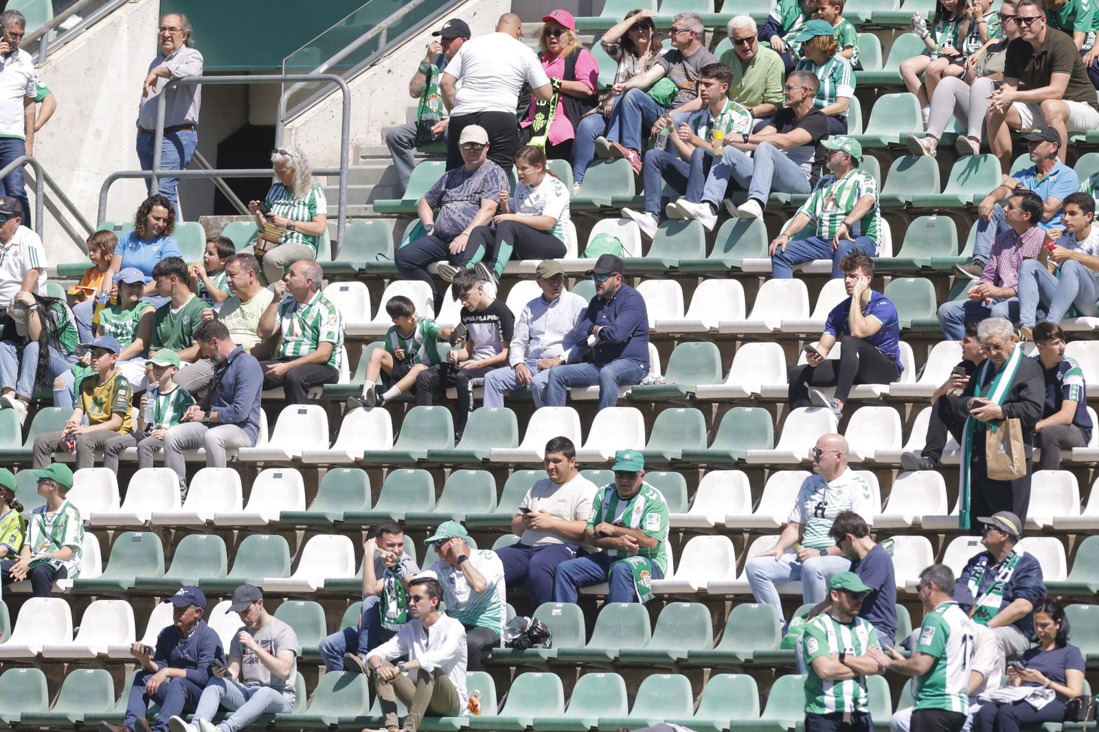 Búscate en las fotos del Betis-Mallorca