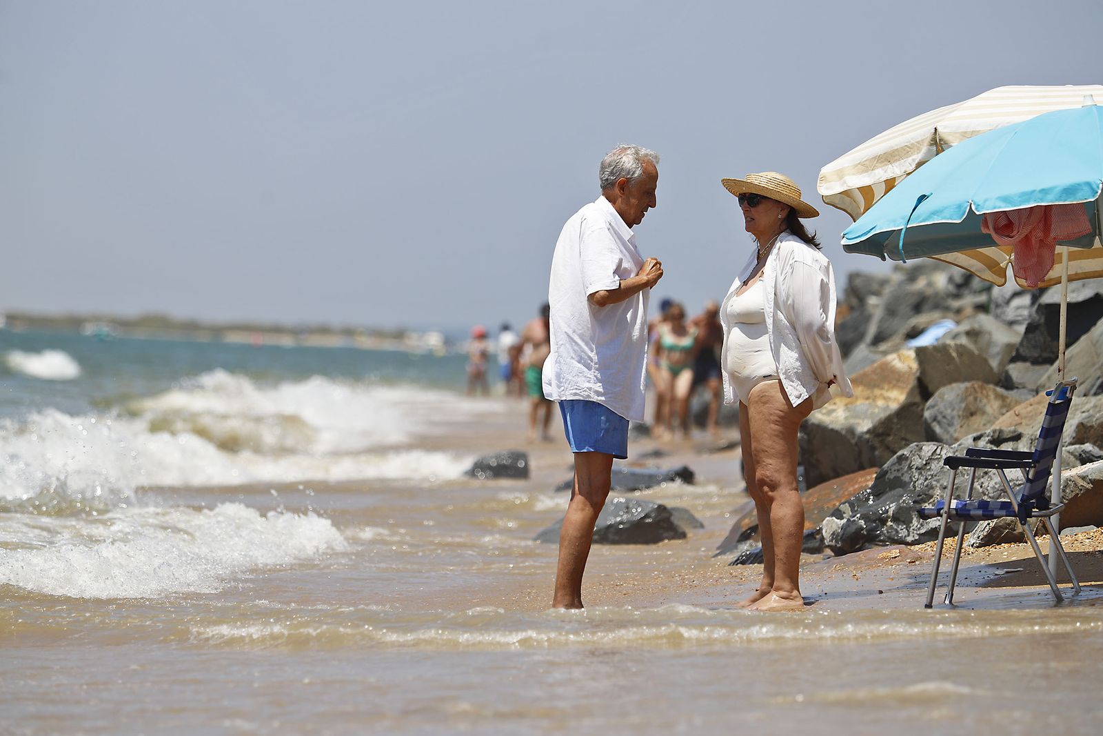 Ambiente en las playas de Huelva en el domingo 2 de julio