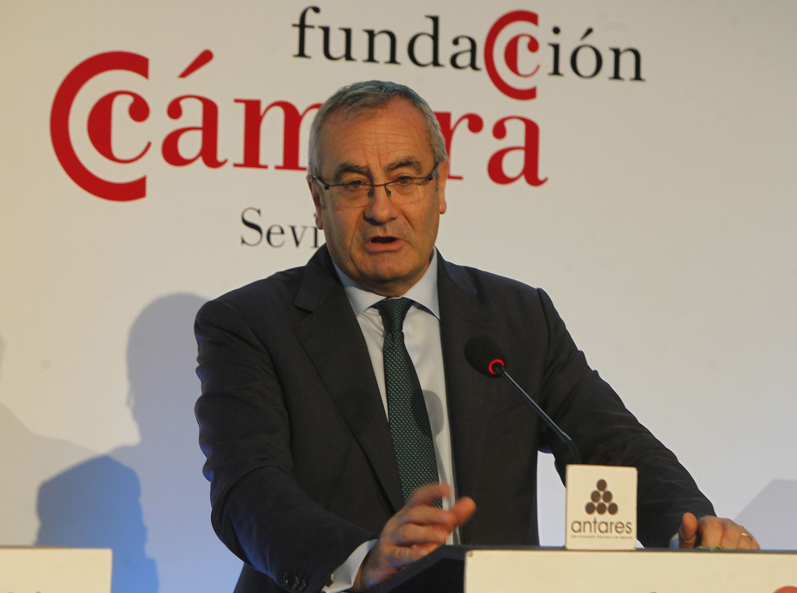 José Llorca Ortega, durante su intervención.